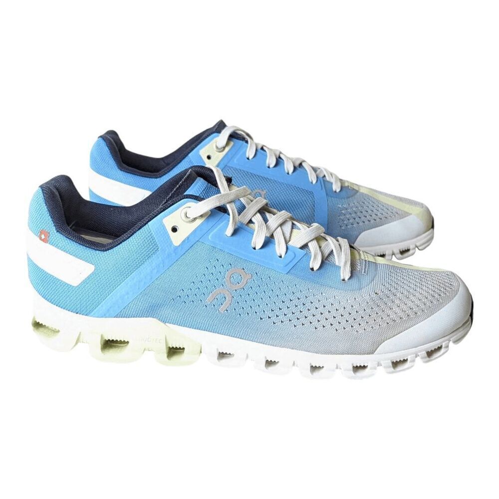 On Running Cloudflow Running Shoes Size 9 - image 3